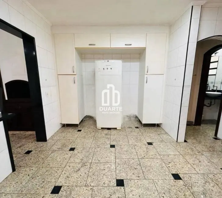 Casa com 4 quartos à venda, 212m2 em José Menino, Santos - SP - imagem 8 Foto 8 de Casa com 4 quartos à venda, 212m2 em José Menino, Santos - SP