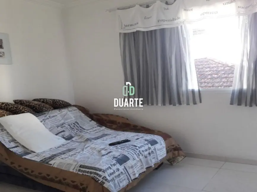 Foto 1 de Casa com 4 quartos para alugar, 220m2 em Embaré, Santos - SP