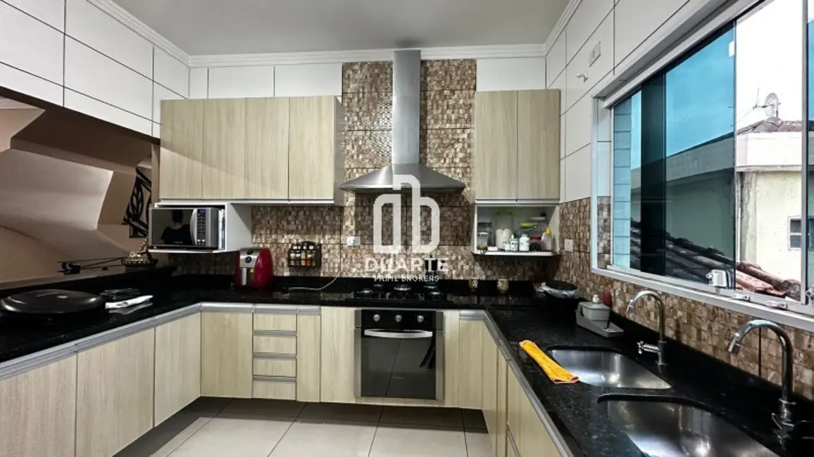 Casa com 3 quartos à venda, 188m2 em Santa Maria, Santos - SP - imagem 9 Foto 9 de Casa com 3 quartos à venda, 188m2 em Santa Maria, Santos - SP