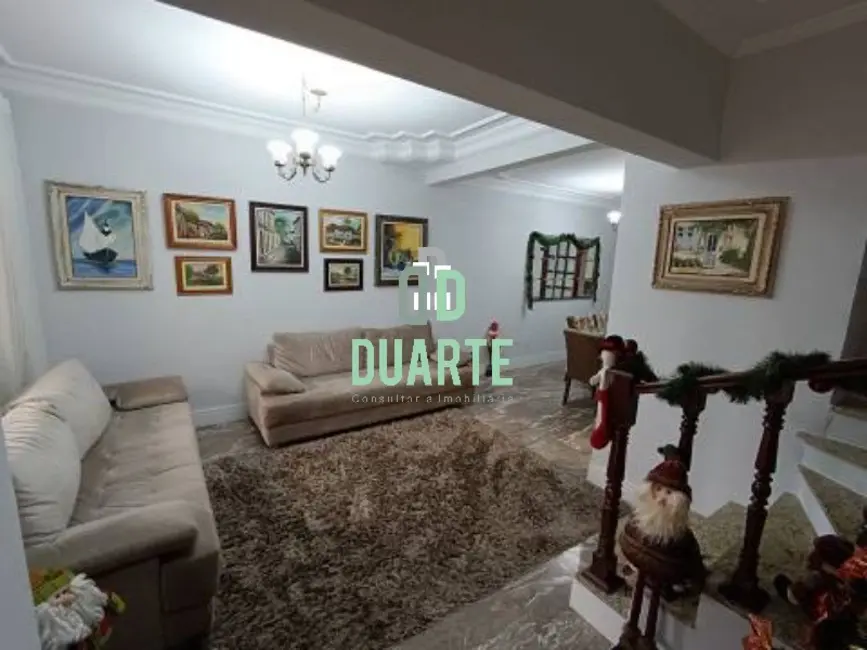 Foto 3 de Casa com 3 quartos à venda, 220m2 em Boqueirão, Santos - SP