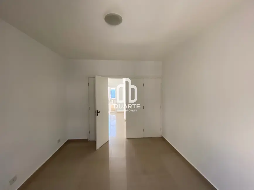 Apartamento com 4 quartos à venda, 239m2 em Ponta da Praia, Santos - SP - imagem 9 Foto 9 de Apartamento com 4 quartos à venda, 239m2 em Ponta da Praia, Santos - SP