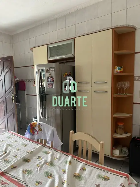 Casa com 2 quartos à venda, 126m2 em Jardim Casqueiro, Cubatao - SP - imagem 8 Foto 8 de Casa com 2 quartos à venda, 126m2 em Jardim Casqueiro, Cubatao - SP