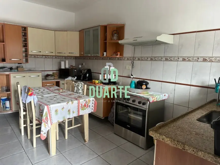 Casa com 2 quartos à venda, 126m2 em Jardim Casqueiro, Cubatao - SP - imagem 4 Foto 4 de Casa com 2 quartos à venda, 126m2 em Jardim Casqueiro, Cubatao - SP