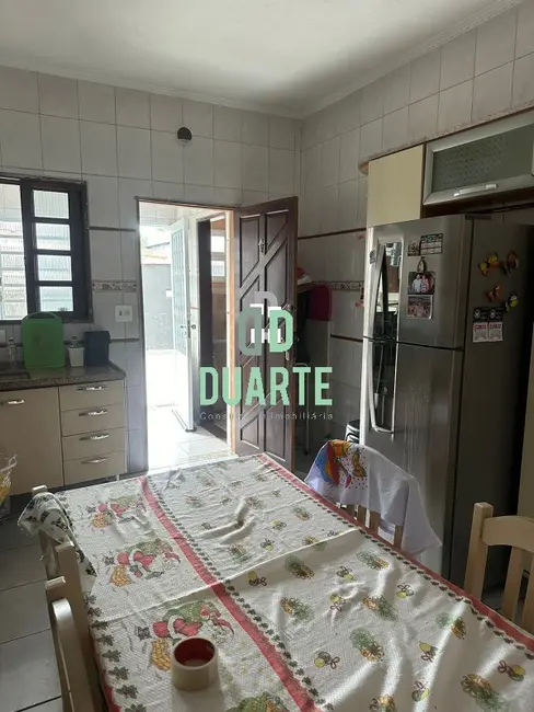 Casa com 2 quartos à venda, 126m2 em Jardim Casqueiro, Cubatao - SP - imagem 7 Foto 7 de Casa com 2 quartos à venda, 126m2 em Jardim Casqueiro, Cubatao - SP