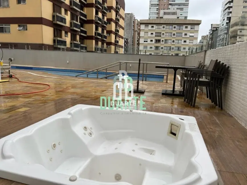 Apartamento com 3 quartos à venda, 182m2 em Gonzaga, Santos - SP - imagem 4 Foto 4 de Apartamento com 3 quartos à venda, 182m2 em Gonzaga, Santos - SP