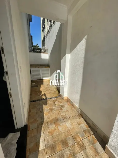 Foto 4 de Casa com 3 quartos à venda, 212m2 em Aparecida, Santos - SP