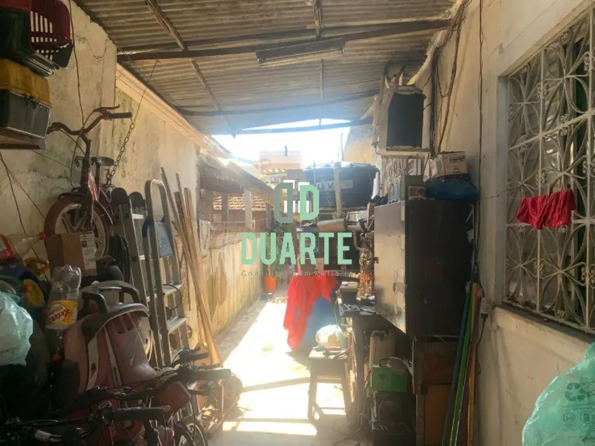 Foto 6 de Casa com 4 quartos à venda, 285m2 em Marapé, Santos - SP