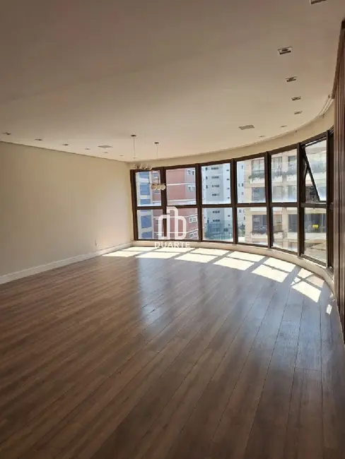 Apartamento com 4 quartos à venda, 280m2 em Boqueirão, Santos - SP - imagem 8 Foto 8 de Apartamento com 4 quartos à venda, 280m2 em Boqueirão, Santos - SP