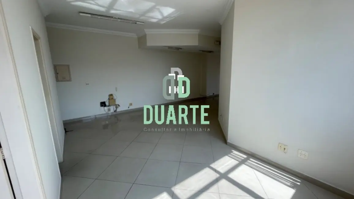 Foto 2 de Sala Comercial à venda, 145m2 em Gonzaga, Santos - SP