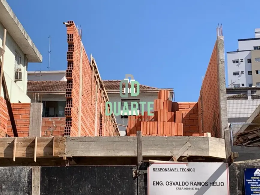 Foto 2 de Casa com 2 quartos à venda, 90m2 em Ponta da Praia, Santos - SP
