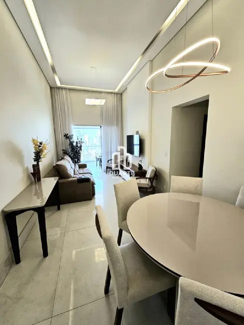 Apartamento com 2 quartos à venda, 114m2 em Pompéia, Santos - SP - imagem 3 Foto 3 de Apartamento com 2 quartos à venda, 114m2 em Pompéia, Santos - SP