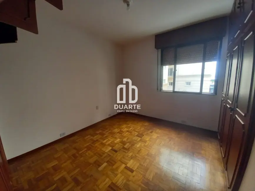 Apartamento com 3 quartos à venda, 165m2 em Gonzaga, Santos - SP - imagem 3 Foto 3 de Apartamento com 3 quartos à venda, 165m2 em Gonzaga, Santos - SP