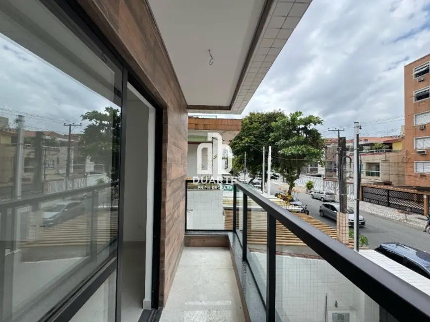 Foto 2 de Casa com 3 quartos à venda, 245m2 em Embaré, Santos - SP