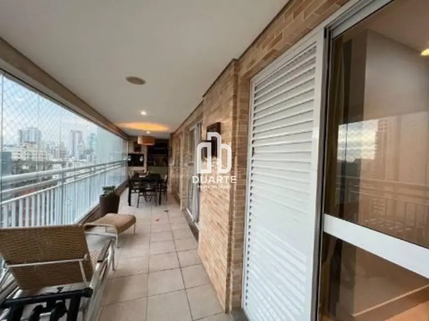 Apartamento com 3 quartos à venda, 130m2 em Gonzaga, Santos - SP - imagem 5 Foto 5 de Apartamento com 3 quartos à venda, 130m2 em Gonzaga, Santos - SP