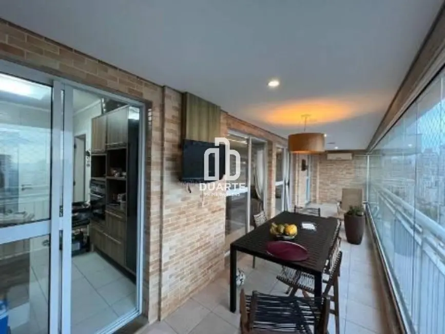 Apartamento com 3 quartos à venda, 130m2 em Gonzaga, Santos - SP - imagem 4 Foto 4 de Apartamento com 3 quartos à venda, 130m2 em Gonzaga, Santos - SP