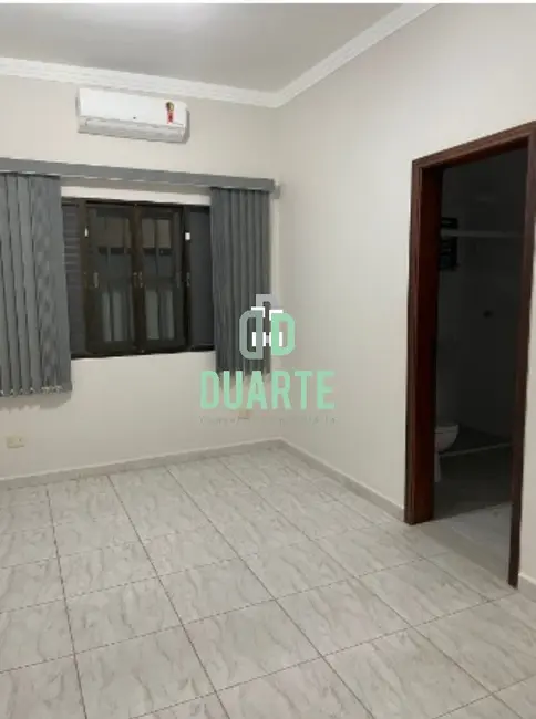 Casa com 3 quartos à venda em Canto do Forte, Praia Grande - SP - imagem 5 Foto 5 de Casa com 3 quartos à venda em Canto do Forte, Praia Grande - SP