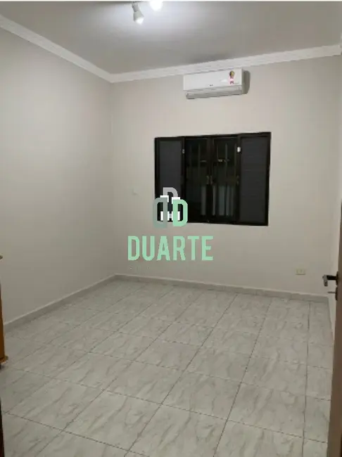 Casa com 3 quartos à venda em Canto do Forte, Praia Grande - SP - imagem 6 Foto 6 de Casa com 3 quartos à venda em Canto do Forte, Praia Grande - SP