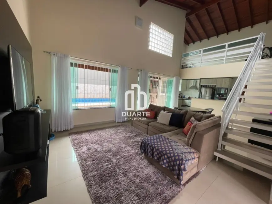 Casa com 3 quartos à venda, 160m2 em Flórida, Praia Grande - SP - imagem 4 Foto 4 de Casa com 3 quartos à venda, 160m2 em Flórida, Praia Grande - SP