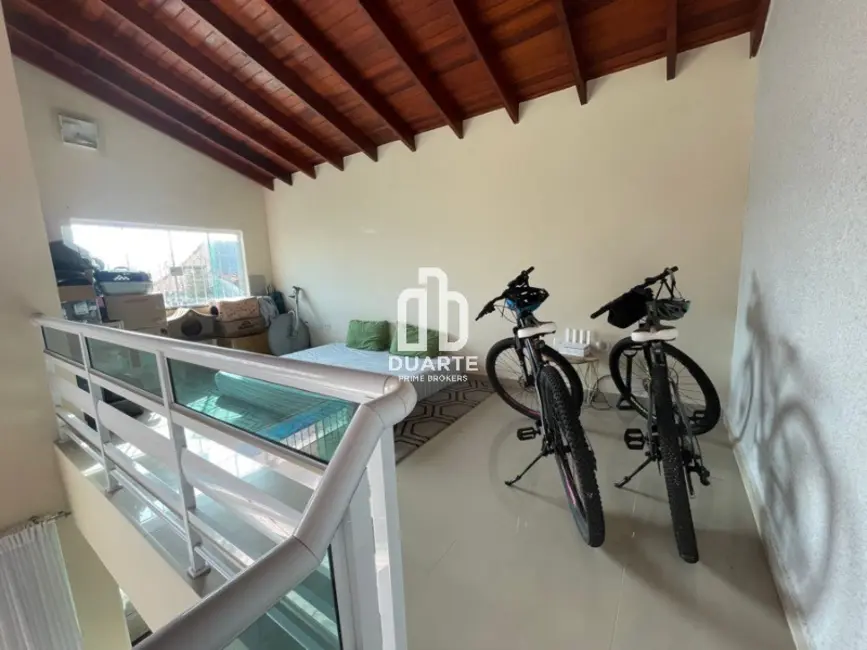 Casa com 3 quartos à venda, 160m2 em Flórida, Praia Grande - SP - imagem 5 Foto 5 de Casa com 3 quartos à venda, 160m2 em Flórida, Praia Grande - SP