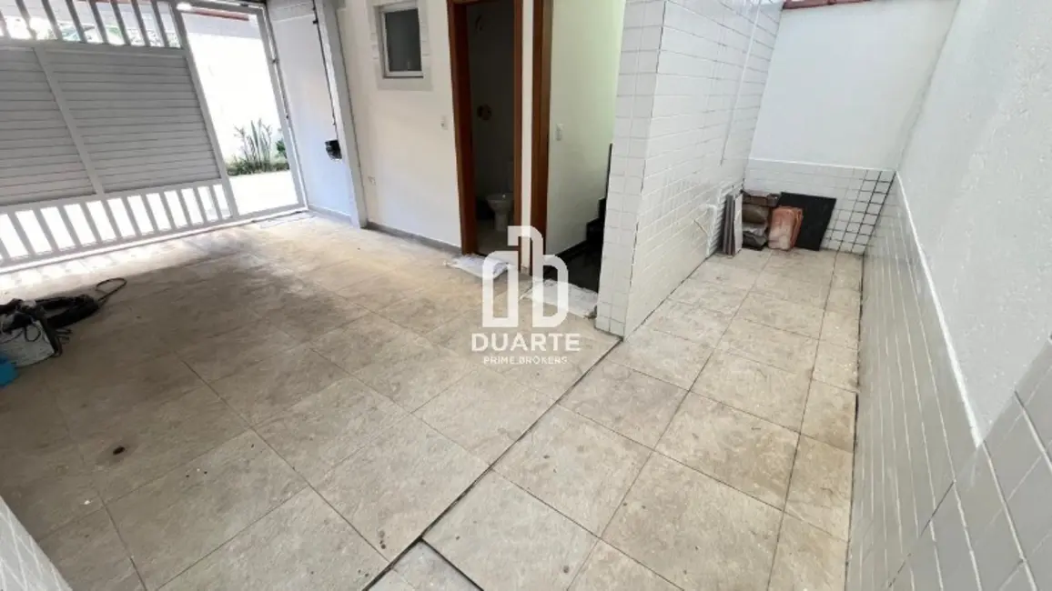 Foto 4 de Casa com 4 quartos à venda, 200m2 em Embaré, Santos - SP