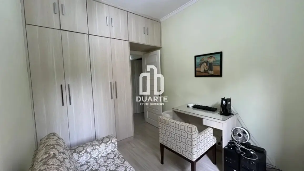 Foto 9 de Casa com 4 quartos à venda, 150m2 em Gonzaga, Santos - SP