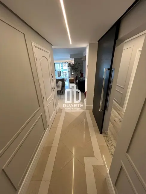 Foto 9 de Apartamento com 4 quartos à venda, 234m2 em Aparecida, Santos - SP