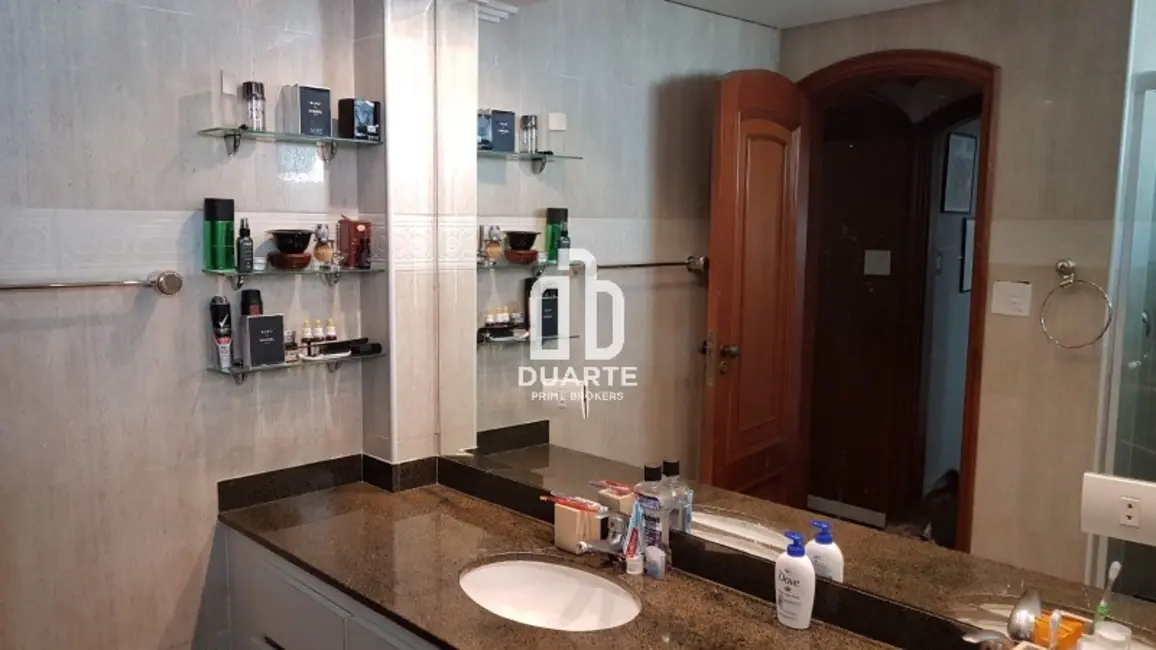 Apartamento com 2 quartos à venda, 150m2 em Gonzaga, Santos - SP - imagem 6 Foto 6 de Apartamento com 2 quartos à venda, 150m2 em Gonzaga, Santos - SP