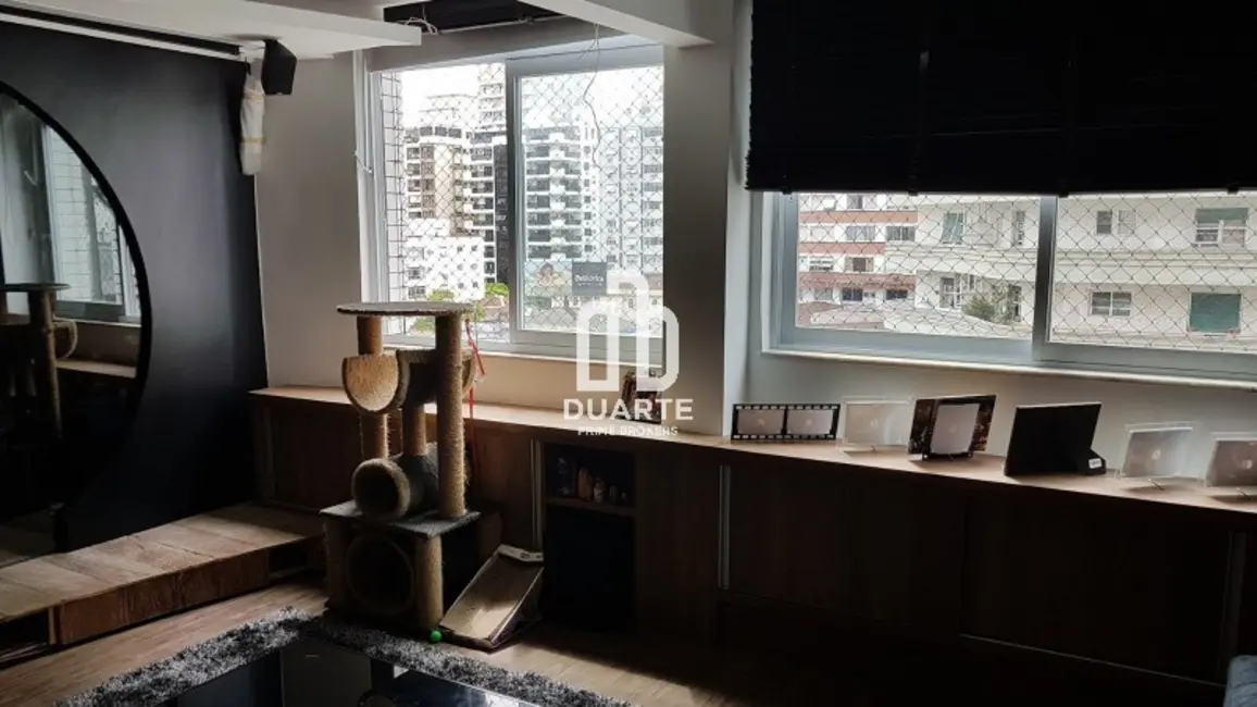 Apartamento com 2 quartos à venda, 150m2 em Gonzaga, Santos - SP - imagem 9 Foto 9 de Apartamento com 2 quartos à venda, 150m2 em Gonzaga, Santos - SP