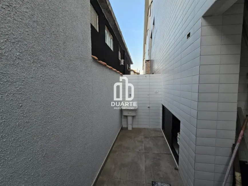 Casa com 2 quartos à venda, 95m2 em Macuco, Santos - SP - imagem 3 Foto 3 de Casa com 2 quartos à venda, 95m2 em Macuco, Santos - SP