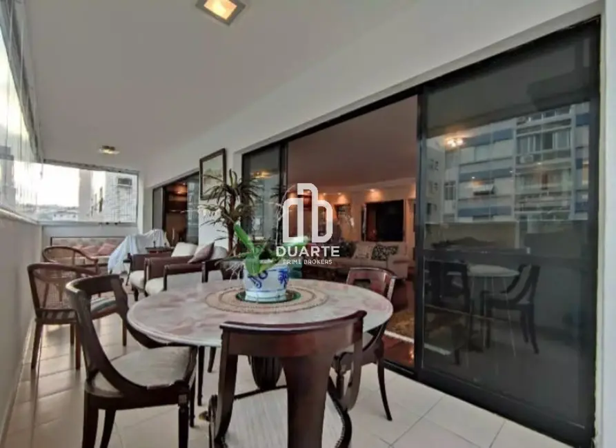 Foto 1 de Apartamento com 3 quartos à venda, 240m2 em Boqueirão, Santos - SP