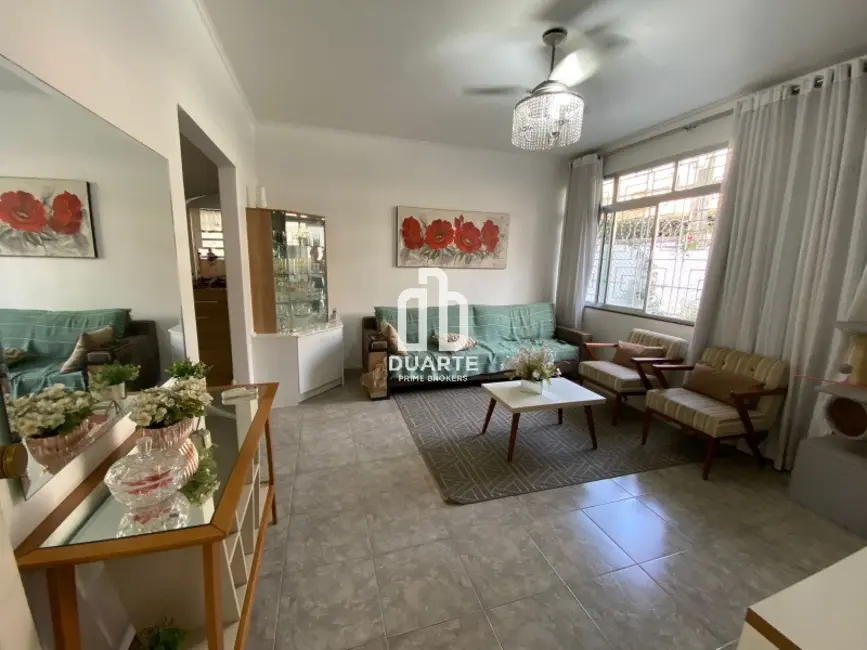 Casa com 3 quartos à venda, 105m2 em Encruzilhada, Santos - SP - imagem 2 Foto 2 de Casa com 3 quartos à venda, 105m2 em Encruzilhada, Santos - SP