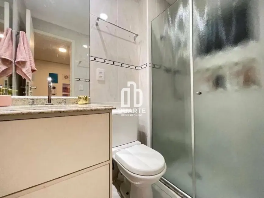 Apartamento com 3 quartos à venda, 170m2 em Gonzaga, Santos - SP - imagem 8 Foto 8 de Apartamento com 3 quartos à venda, 170m2 em Gonzaga, Santos - SP