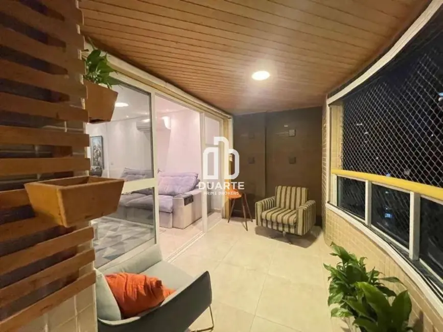 Apartamento com 3 quartos à venda, 170m2 em Gonzaga, Santos - SP - imagem 5 Foto 5 de Apartamento com 3 quartos à venda, 170m2 em Gonzaga, Santos - SP