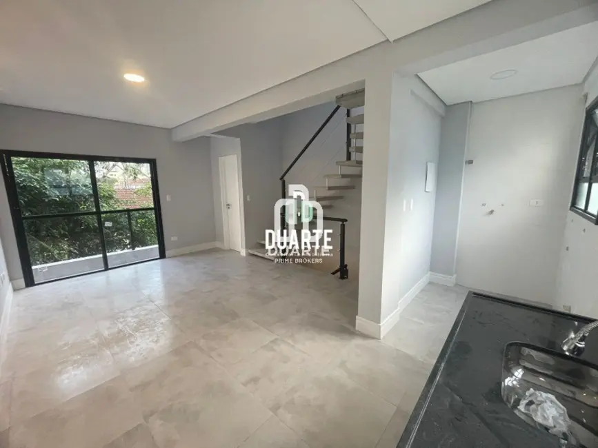 Casa de Condomínio com 2 quartos à venda, 115m2 em Marapé, Santos - SP - imagem 2 Foto 2 de Casa de Condomínio com 2 quartos à venda, 115m2 em Marapé, Santos - SP