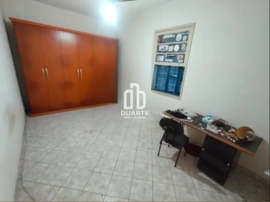 Casa com 4 quartos à venda, 239m2 em Campo Grande, Santos - SP - imagem 8 Foto 8 de Casa com 4 quartos à venda, 239m2 em Campo Grande, Santos - SP