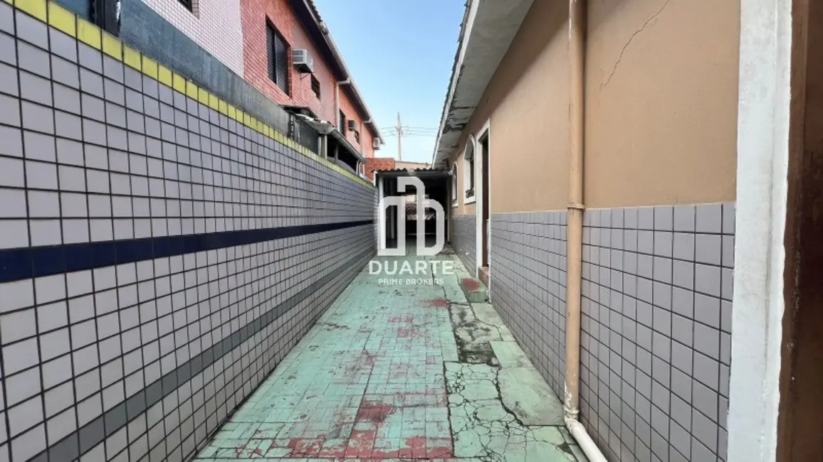 Foto 5 de Casa com 3 quartos à venda, 196m2 em Vila Valença, Sao Vicente - SP