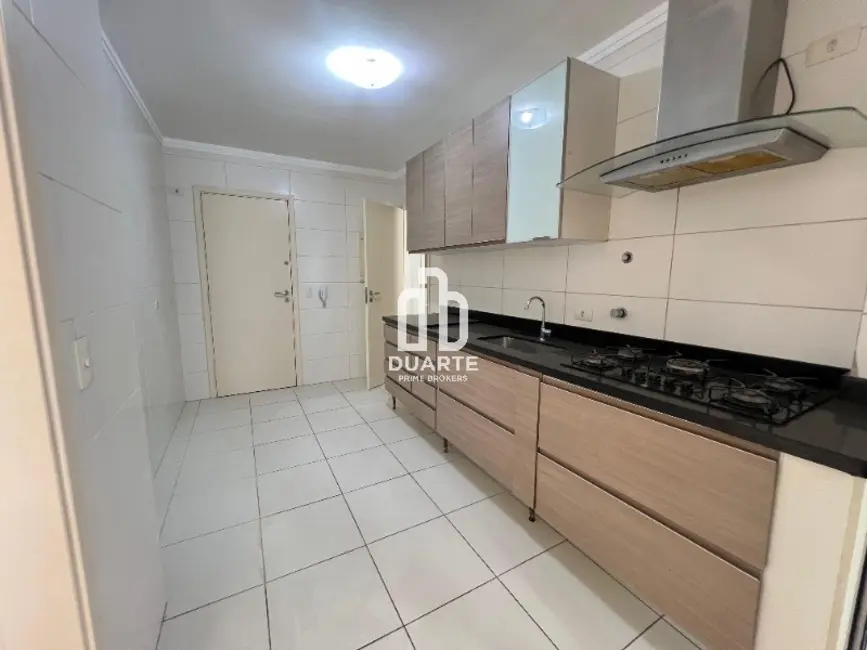 Foto 9 de Apartamento com 3 quartos à venda, 109m2 em Gonzaga, Santos - SP