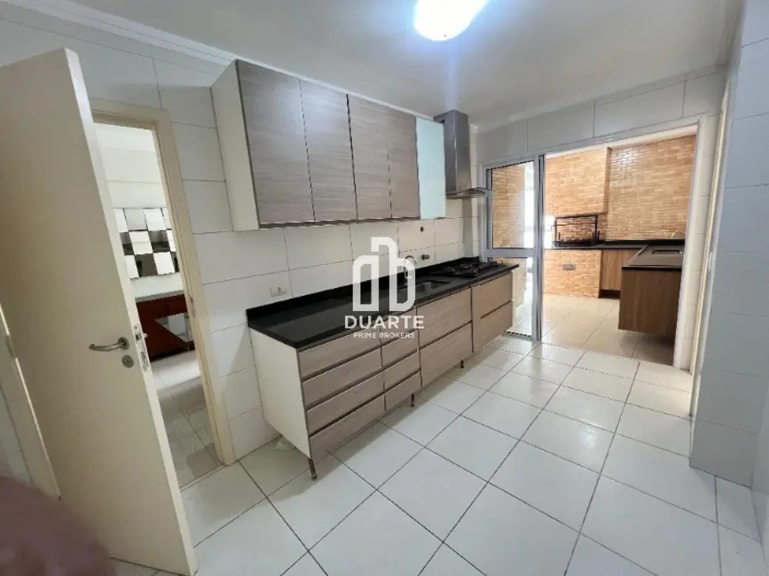 Foto 8 de Apartamento com 3 quartos à venda, 109m2 em Gonzaga, Santos - SP