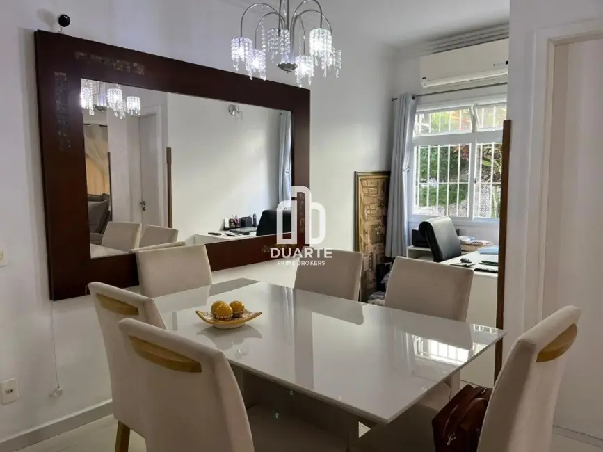 Foto 9 de Casa com 3 quartos à venda, 250m2 em Macuco, Santos - SP