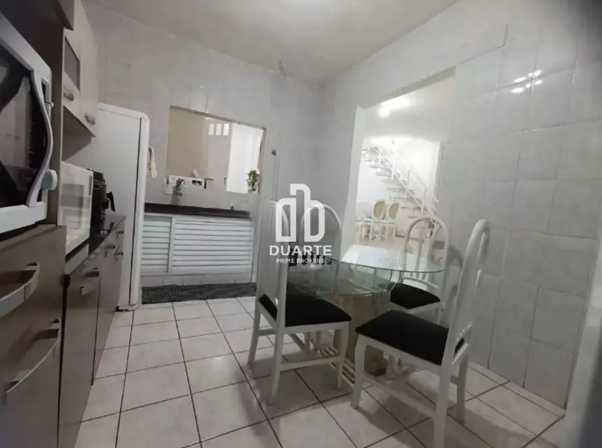 Foto 6 de Casa com 4 quartos à venda, 230m2 em Vila Mathias, Santos - SP