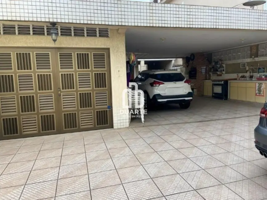 Foto 1 de Casa com 6 quartos à venda, 500m2 em Campo Grande, Santos - SP