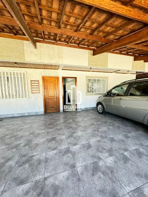 Casa com 2 quartos à venda, 64m2 em Centro, Sao Vicente - SP - imagem 2 Foto 2 de Casa com 2 quartos à venda, 64m2 em Centro, Sao Vicente - SP