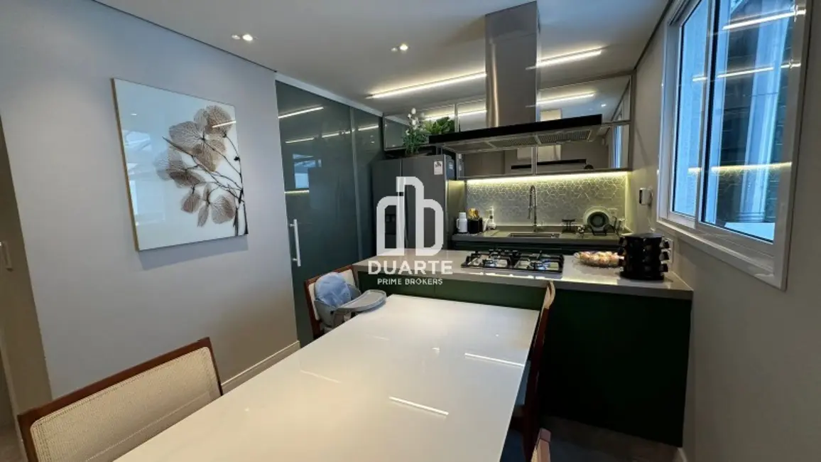 Foto 4 de Casa com 3 quartos à venda, 145m2 em Vila Belmiro, Santos - SP