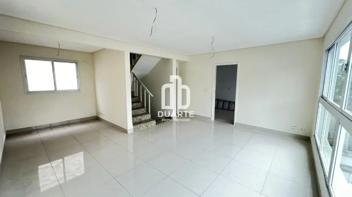 Foto 2 de Casa com 3 quartos à venda, 150m2 em Boqueirão, Santos - SP