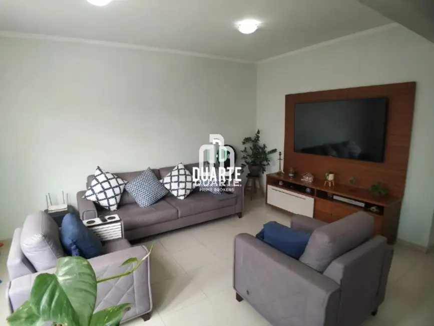 Foto 2 de Casa com 3 quartos à venda, 230m2 em Aparecida, Santos - SP