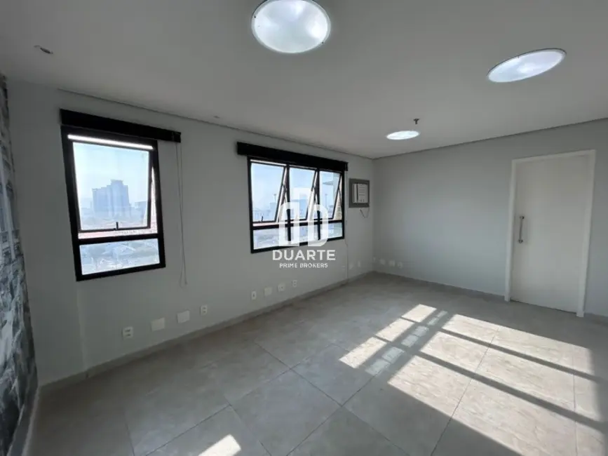 Sala Comercial à venda, 46m2 em Embaré, Santos - SP - imagem 7 Foto 7 de Sala Comercial à venda, 46m2 em Embaré, Santos - SP