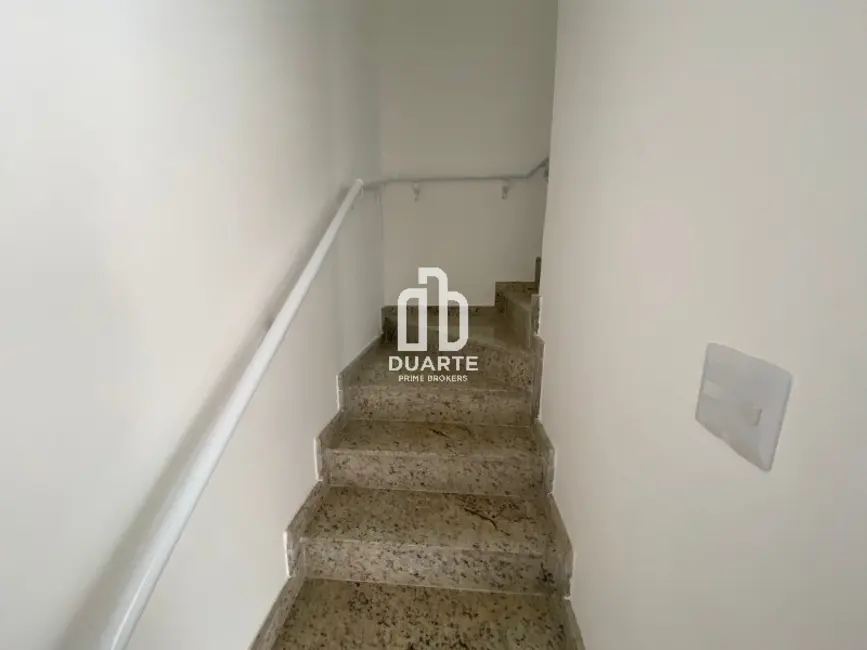 Casa com 2 quartos à venda, 100m2 em Campo Grande, Santos - SP - imagem 4 Foto 4 de Casa com 2 quartos à venda, 100m2 em Campo Grande, Santos - SP