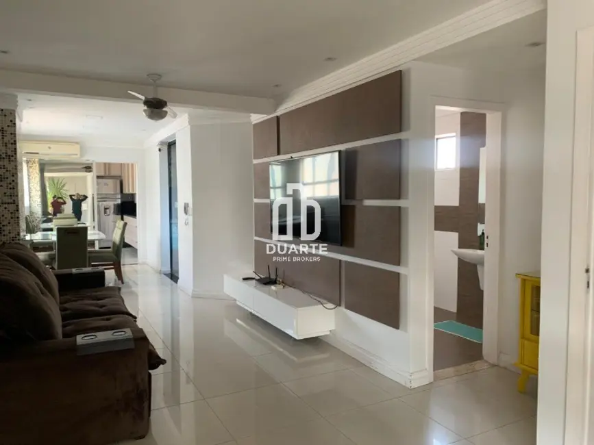 Foto 3 de Apartamento com 3 quartos à venda, 110m2 em Sao Vicente - SP