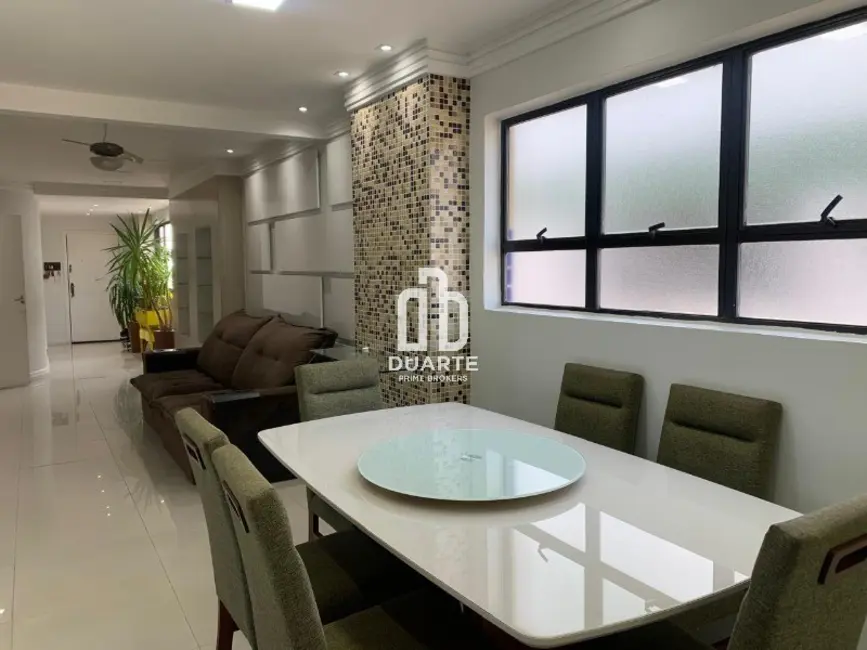 Foto 6 de Apartamento com 3 quartos à venda, 110m2 em Sao Vicente - SP