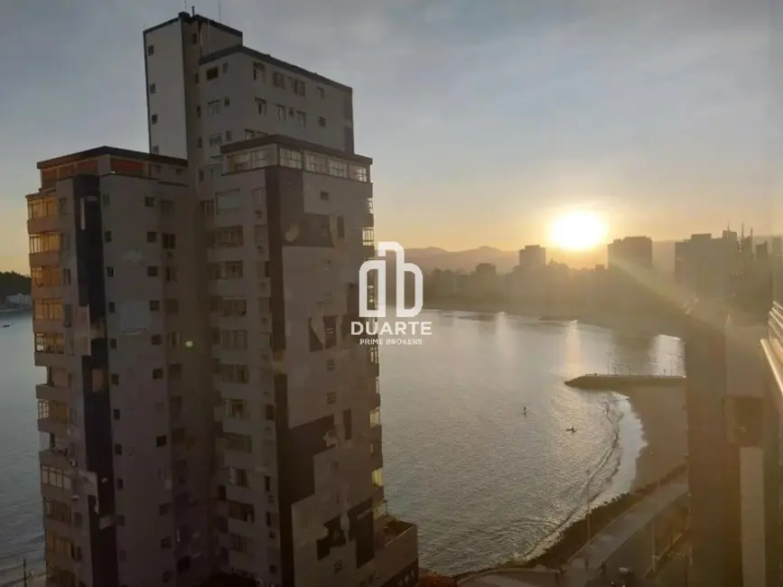 Foto 2 de Apartamento com 4 quartos à venda, 150m2 em Sao Vicente - SP